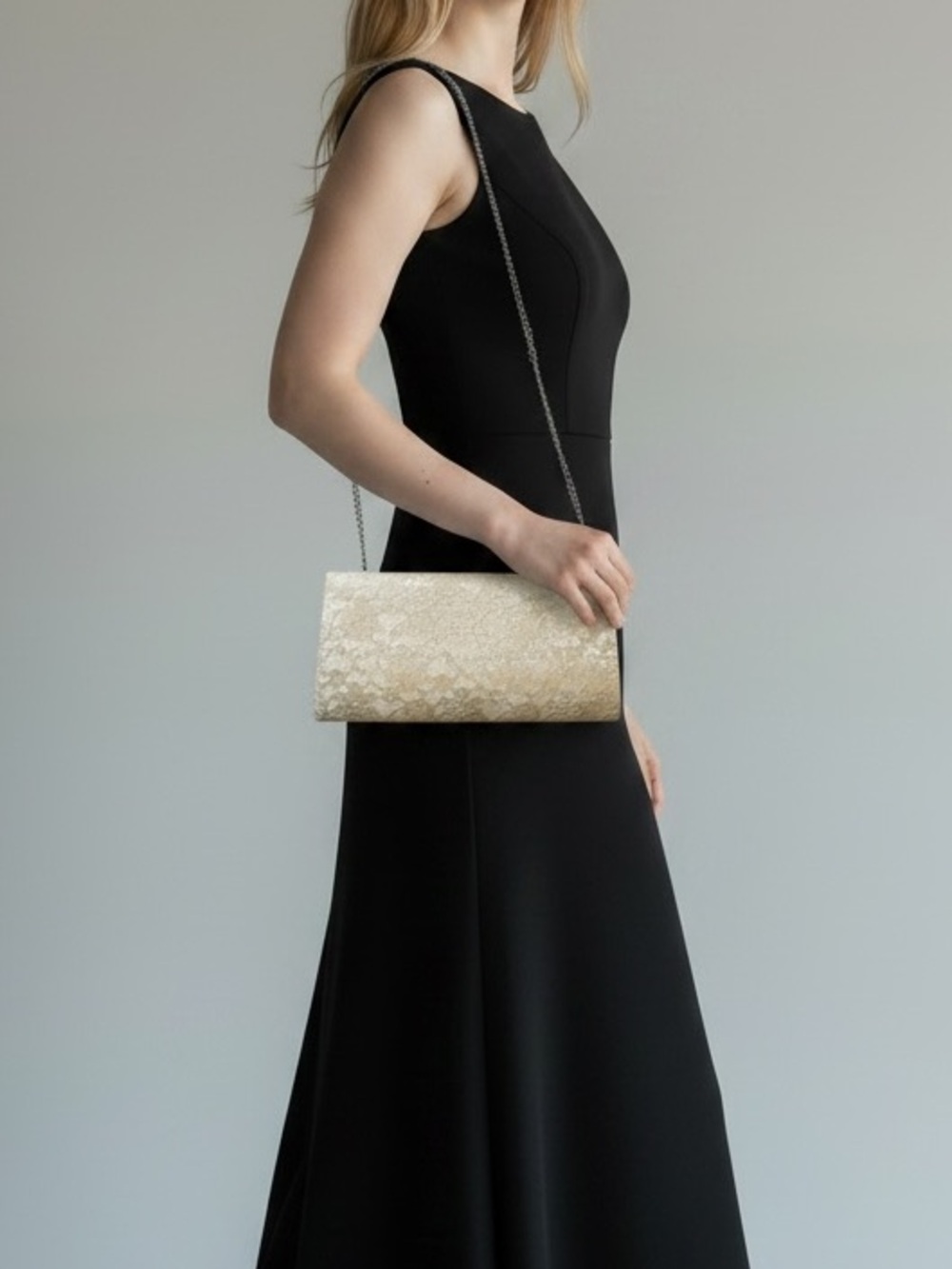 Elegant Cream Lace Evening Clutch with Chain Strap